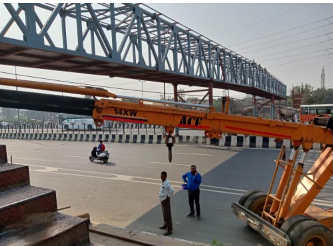 Skywalk / Bridge Structure